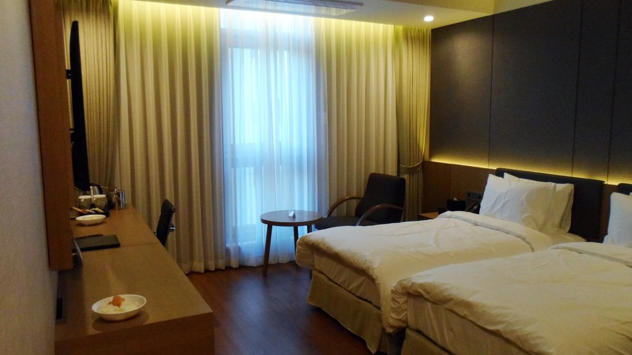 Hwaseong Benikea The H Hotel מראה חיצוני תמונה