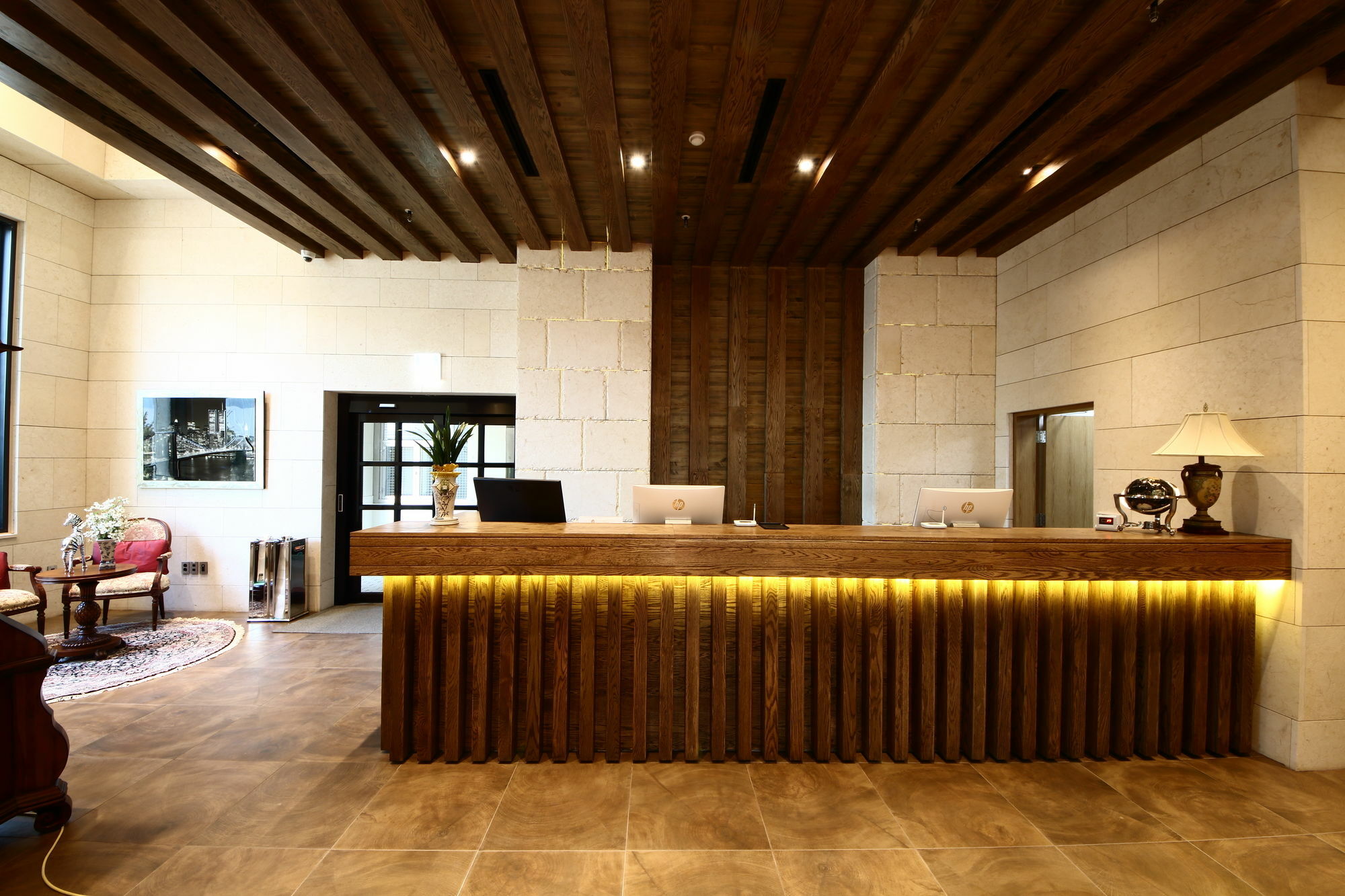 Hwaseong Benikea The H Hotel מראה חיצוני תמונה